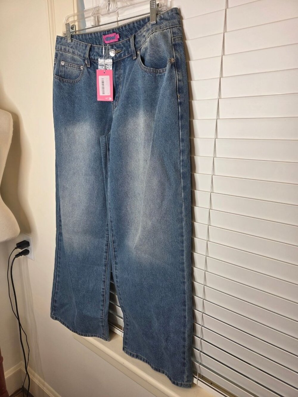 NEW Edikted Womens Wide-Leg High-Rise Jeans L Blue Denim Retro Streetwear - Picture 4 of 8